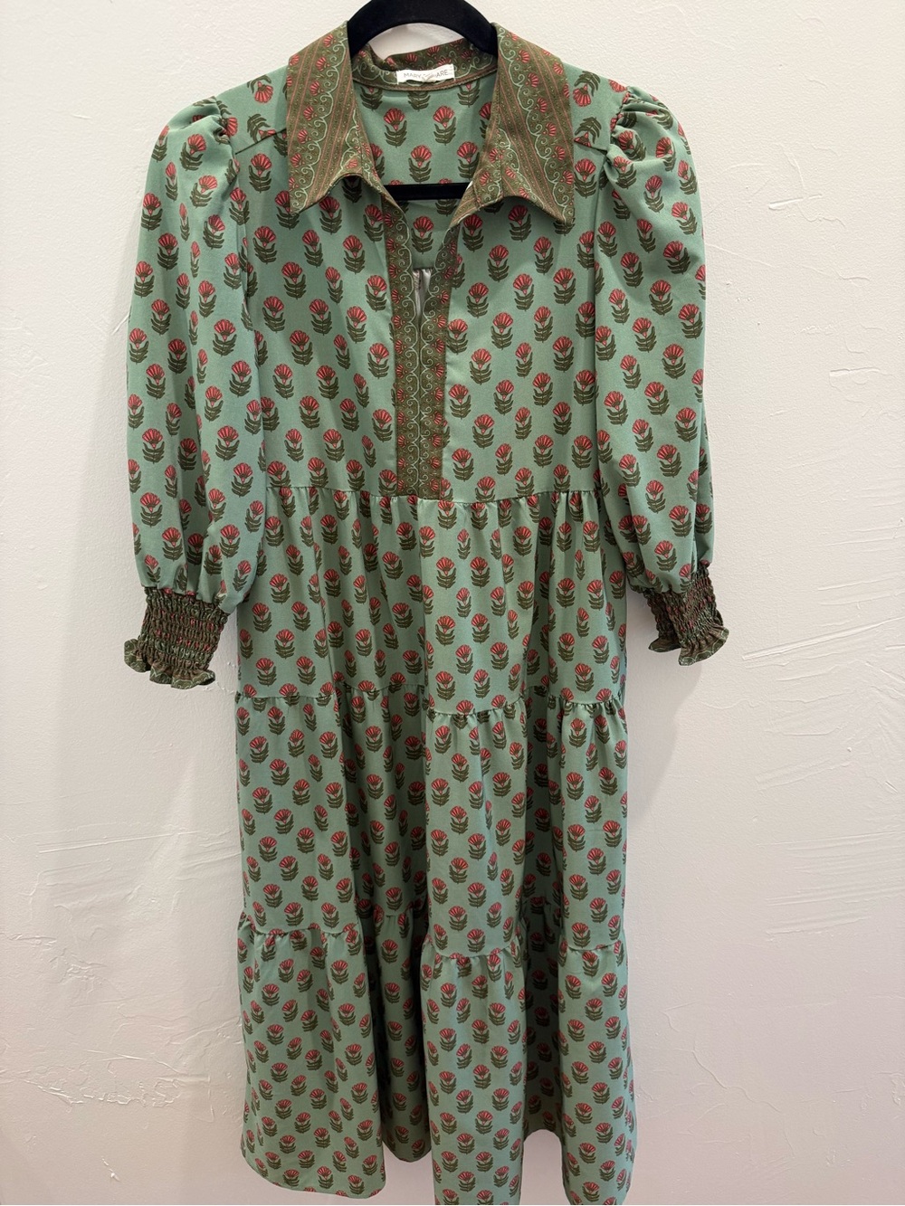 Green Printed Tiered Midi Dress with Smocked Cuffs - MARY SQUARE